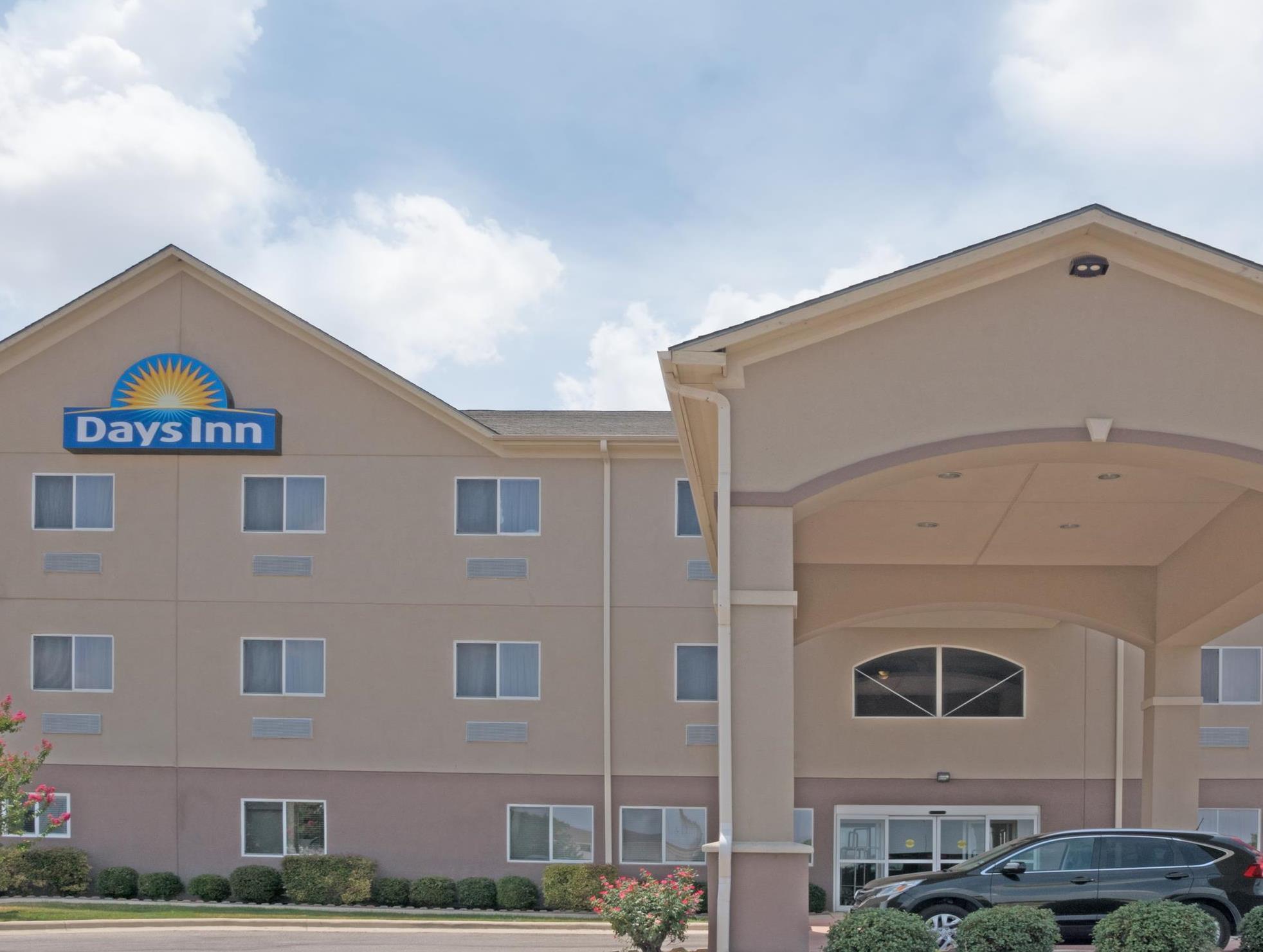 Days Inn By Wyndham Copperas Cove Exterior photo