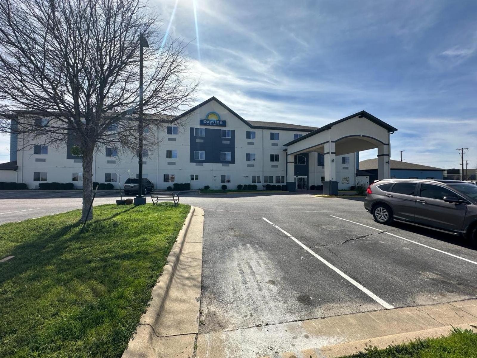 Days Inn By Wyndham Copperas Cove Exterior photo